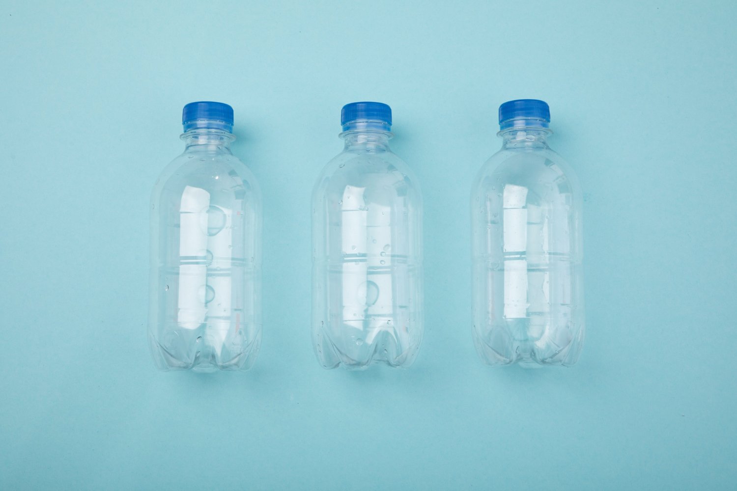 Полезные поделки. Новые идеи по приданию второй жизни пластиковым бутылкам.